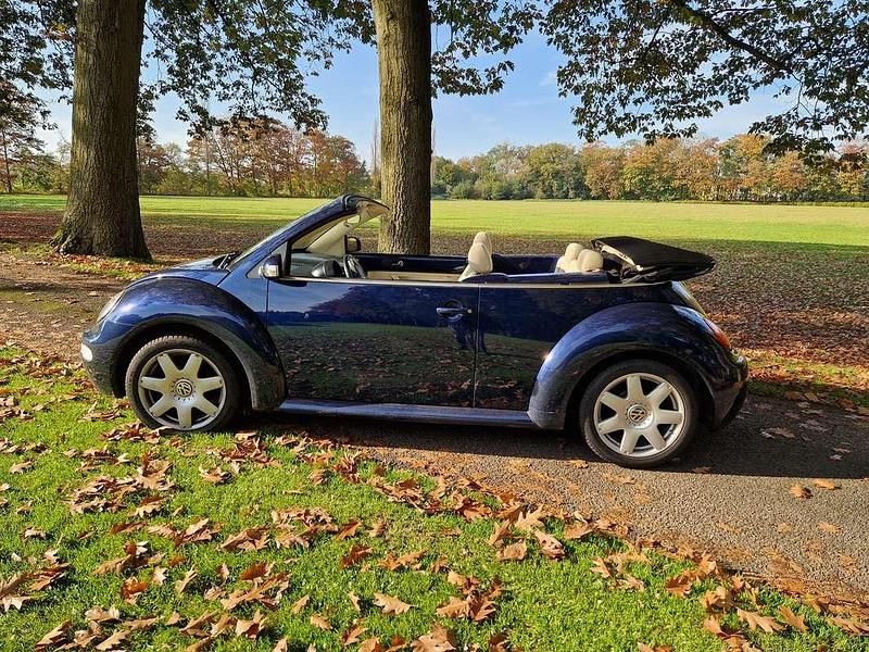 Blauw Gebruikt 2003 VW Beetle Highline Cabriolet | € 3.200 (Goede deal) - Afbeelding 1/4
