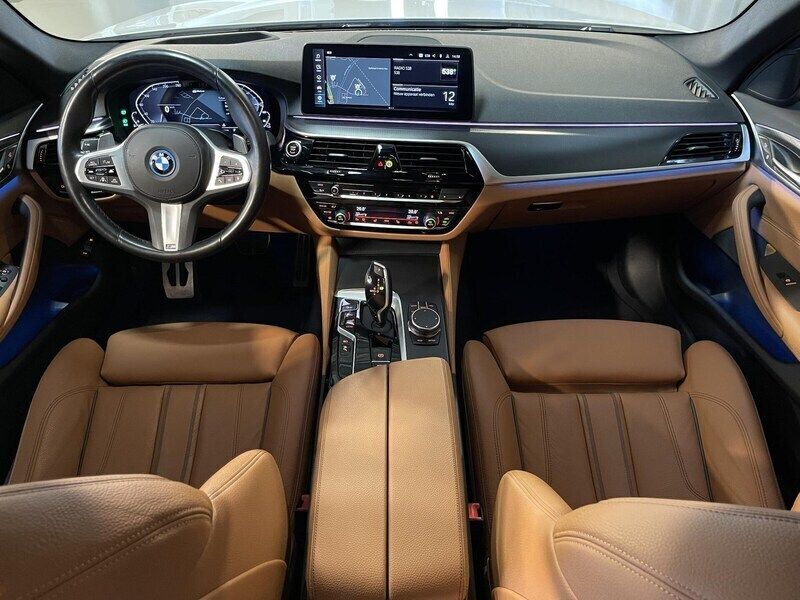 Occasion BMW 530 Executive 293 PK (215 kW) 2022 Wit Stationwagen