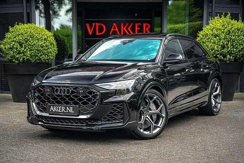 Zwart Gebruikt 2024 Audi RS Q8 Performance SUV | € 256.450 (Iets duurder) - Afbeelding 1/4