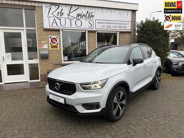 Grijs (metallic) Occasion 2021 Volvo XC40 R-Design SUV | € 28.950 (Eerlijke prijs) - Afbeelding 1/4