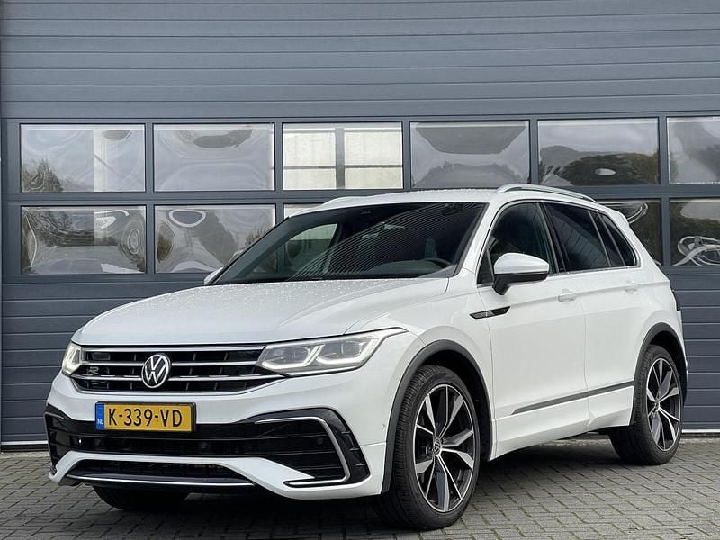 Wit Gebruikt 2021 VW Tiguan Business+ SUV | € 33.999 (Eerlijke prijs) - Afbeelding 1/3