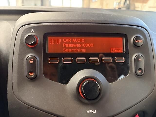 Occasion Toyota Aygo 72 PK (52 kW) 2021 Rood Hatchback