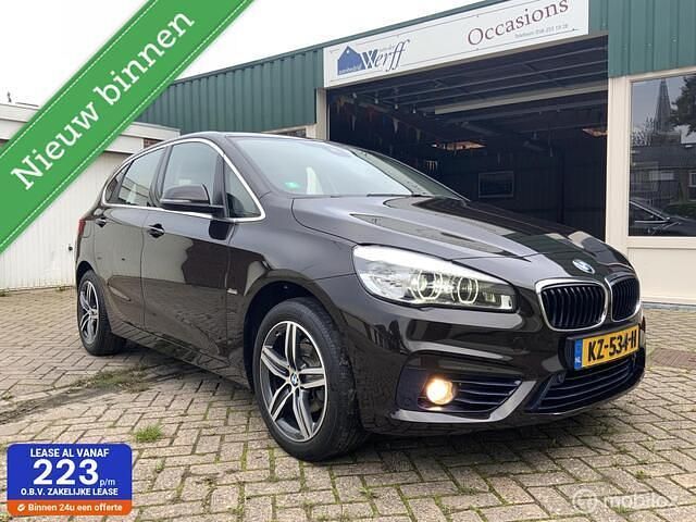 Bruin Gebruikt 2017 BMW 216 Sport Line Stationwagen | € 13.750 (Eerlijke prijs) - Afbeelding 1/4