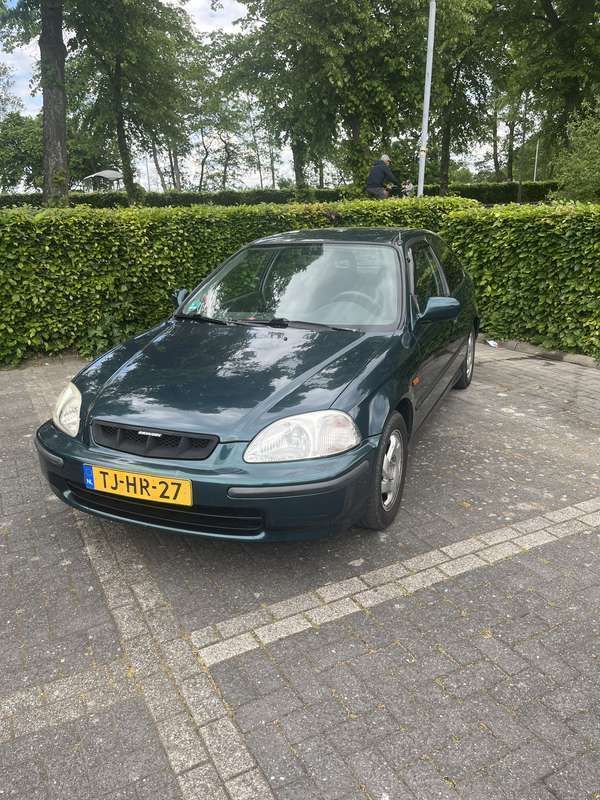 Groen Gebruikt 1998 Honda Civic S Hatchback | € 2.000 (Goede deal) - Afbeelding 1/4