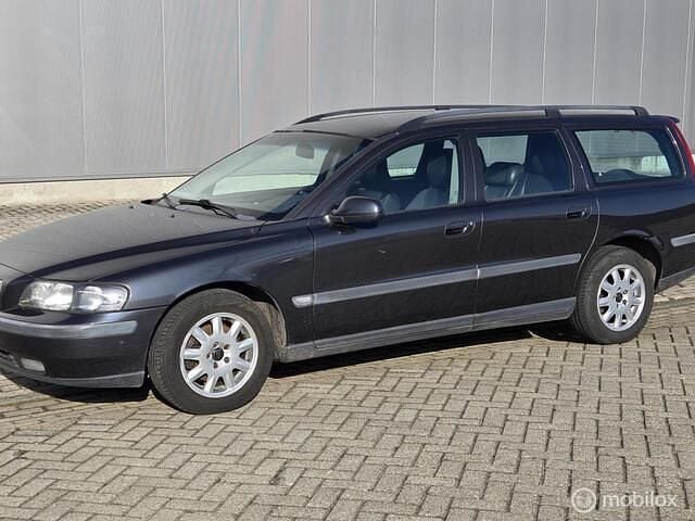 Occasion Volvo V70 170 PK (125 kW) 2001 Grijs Stationwagen