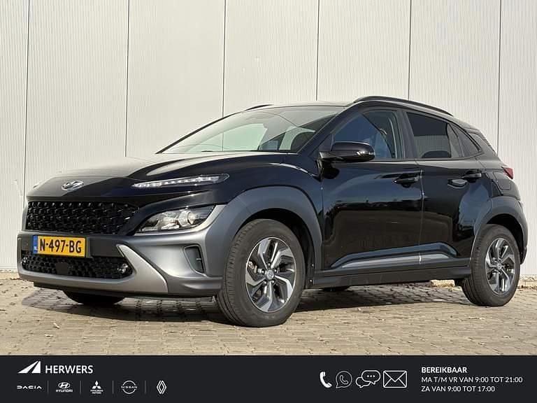 Phantom black pearl (mzh) Occasion 2021 Hyundai Kona SUV | € 22.435 - Afbeelding 1/4
