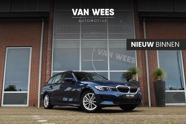 Blauw Occasion 2020 BMW 330 Basis Stationwagen | € 23.450 (Super prijs) - Afbeelding 1/3