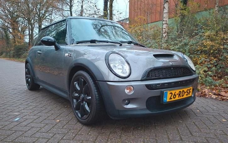 Gebruikt 2002 Mini Cooper S Hatchback | € 4.950 (Iets duurder) - Afbeelding 1/4