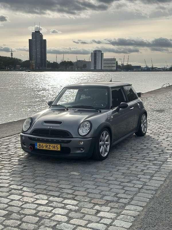 Gebruikt 2005 Mini Cooper S Hatchback | € 3.950 (Eerlijke prijs) - Afbeelding 1/4