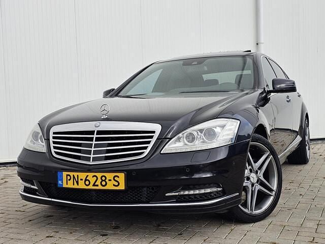 Zwart Gebruikt 2013 Mercedes S350 Prestige Sedan | € 14.900 (Iets duurder) - Afbeelding 1/4