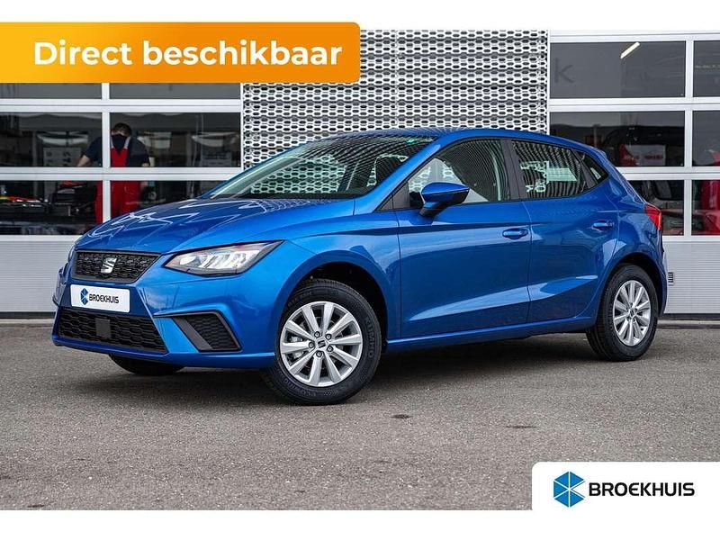 Blauw, metallic lak Nieuw 2025 Seat Ibiza Style Hatchback | € 27.735 (Iets duurder) - Afbeelding 1/4
