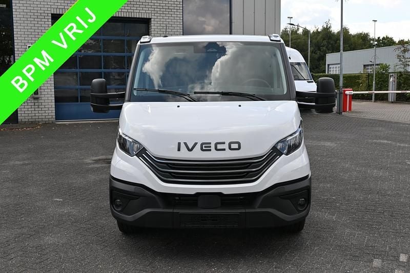 Wit Nieuw 2024 Iveco Daily Van | € 42.950 (Iets duurder) - Afbeelding 1/4