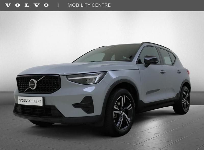 Grijs Gebruikt 2024 Volvo XC40 Plus SUV | € 42.950 (Eerlijke prijs) - Afbeelding 1/4