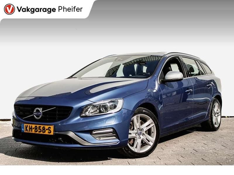 Blauw, metallic lak Gebruikt 2016 Volvo V60 R-Design Stationwagen | € 10.940 (Goede deal) - Afbeelding 1/3