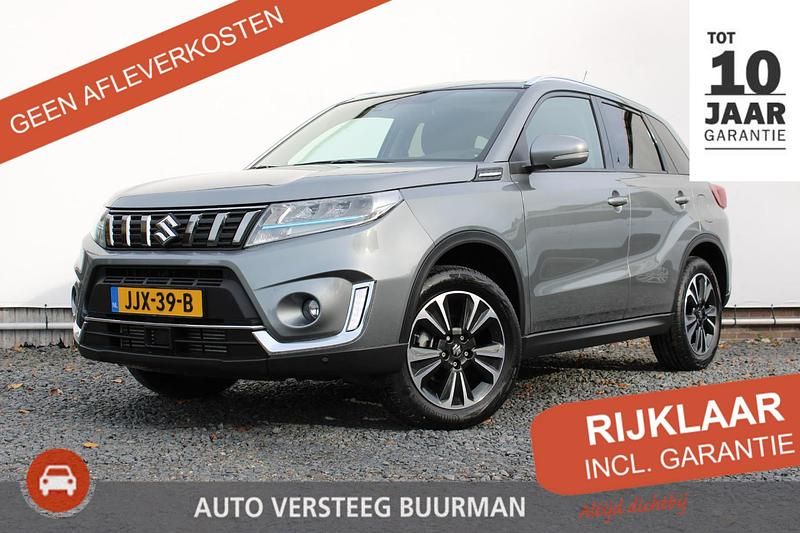 Grijs Occasion 2025 Suzuki Vitara Style SUV | € 27.425 (Eerlijke prijs) - Afbeelding 1/4