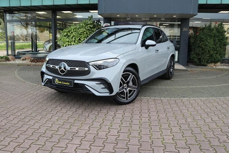 Occasion Mercedes GLC300e AMG line 2024 Grijs SUV