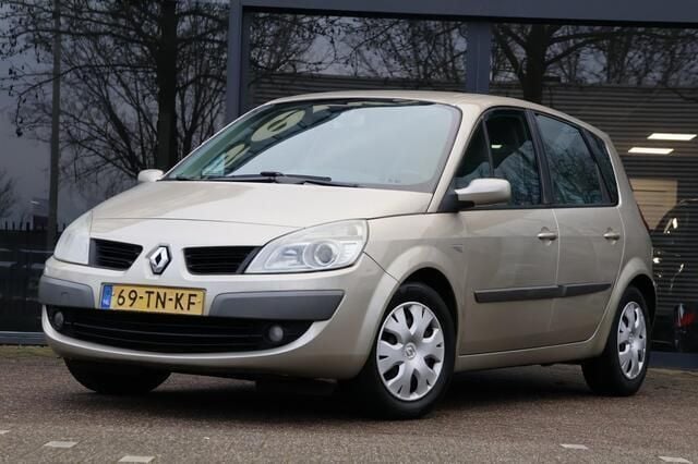 Beige Gebruikt 2006 Renault Scénic II Business MPV | € 2.945 (Iets duurder) - Afbeelding 1/4