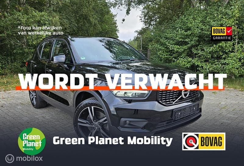Zwart Gebruikt 2021 Volvo XC40 R-Design SUV | € 29.900 (Super prijs) - Afbeelding 1/4
