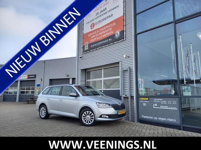 Grijs Gebruikt 2022 Skoda Fabia Ambition Stationwagen | € 15.400 (Eerlijke prijs) - Afbeelding 1/4