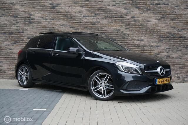Zwart Gebruikt 2015 Mercedes A180 AMG Hatchback | € 14.995 (Eerlijke prijs) - Afbeelding 1/4