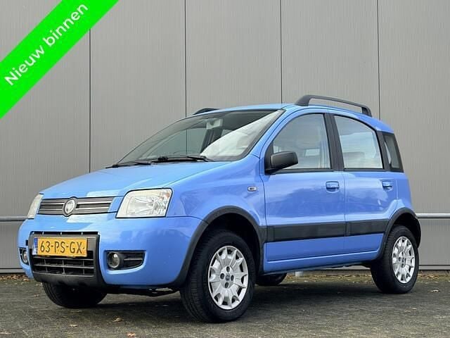 Blauw Occasion 2004 Fiat Panda 4x4 Hatchback | € 5.500 - Afbeelding 1/4