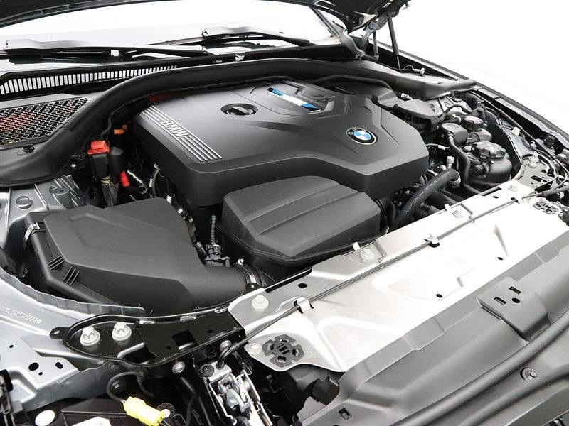 Occasion BMW 330e M Sport 292 PK (214 kW) 2025 Grijs Stationwagen