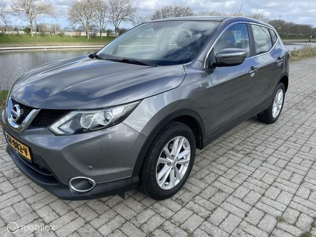 Grijs Occasion 2015 Nissan Qashqai Acenta SUV | € 8.250 (Iets duurder) - Afbeelding 1/4
