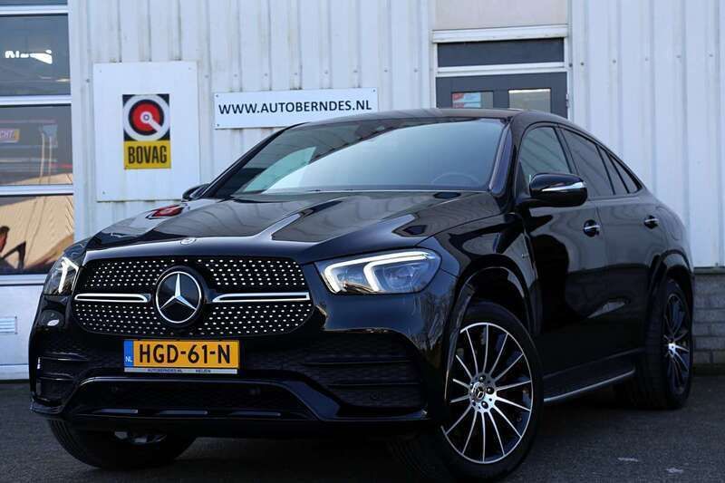 Zwart Gebruikt 2021 Mercedes GLE350e AMG Coupé | € 73.900 (Eerlijke prijs) - Afbeelding 1/4