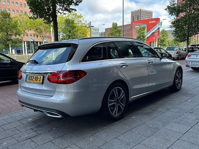 Occasion Mercedes C180 Premium Plus 157 PK (115 kW) 2019 Grijs Stationwagen
