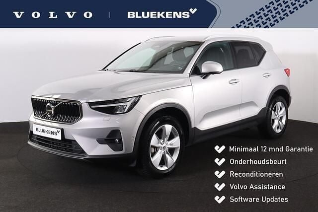 Zilver Gebruikt 2023 Volvo XC40 Core SUV | € 40.900 (Goede deal) - Afbeelding 1/4