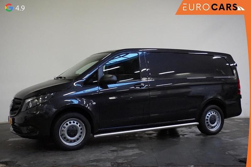 Grijs Occasion 2023 Mercedes e-Vito MPV | € 34.890 (Duur) - Afbeelding 1/4