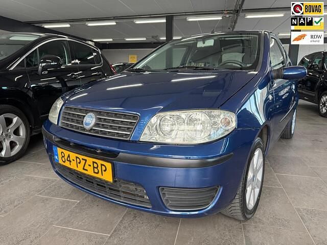 Blauw Gebruikt 2005 Fiat Punto Young Hatchback | € 1.250 (Goede deal) - Afbeelding 1/4