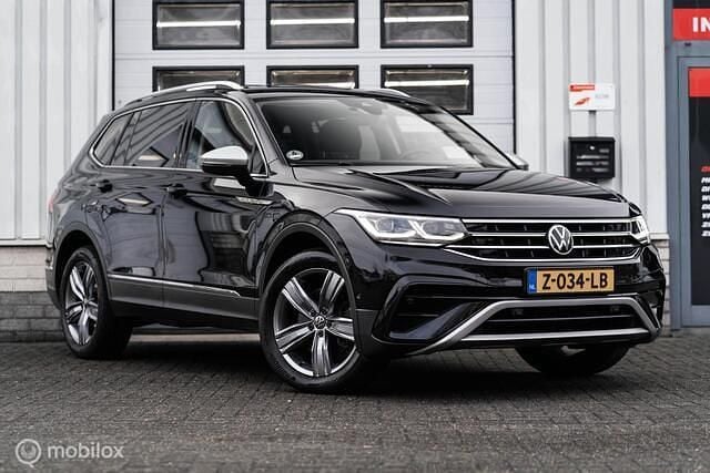 Zwart Occasion 2021 VW Tiguan Allspace Highline SUV | € 36.950 (Goede deal) - Afbeelding 1/4
