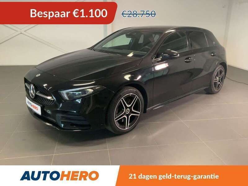 Zwart Gebruikt 2021 Mercedes A250 AMG line Hatchback | € 27.849 (Goede deal) - Afbeelding 1/3