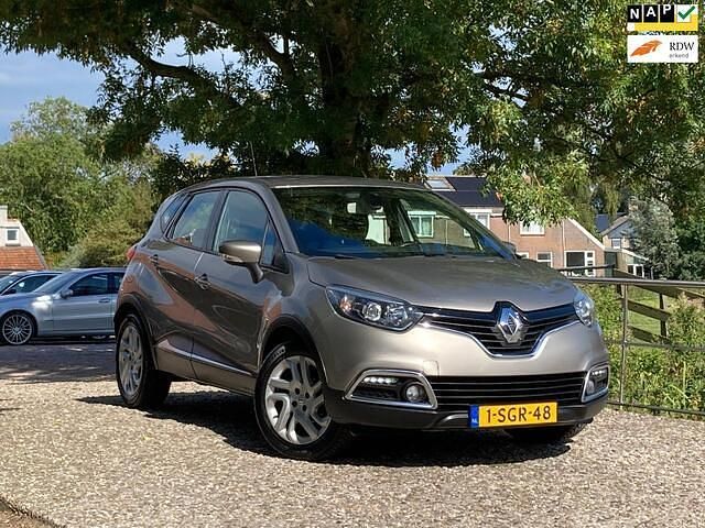 Bruin Gebruikt 2013 Renault Captur Dynamique SUV | € 5.975 (Eerlijke prijs) - Afbeelding 1/4