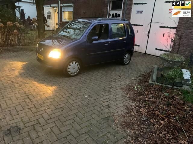Blauw Gebruikt 2001 Opel Agila Comfort Hatchback | € 995 (Eerlijke prijs) - Afbeelding 1/4