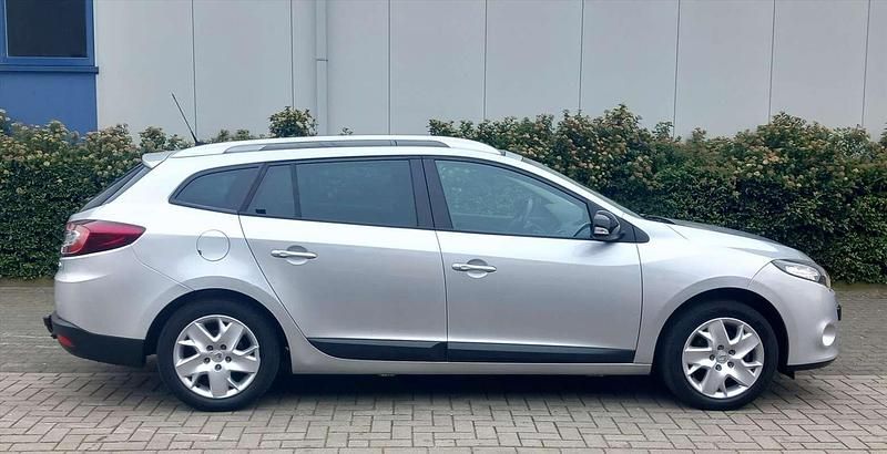 Occasion Renault Mégane GrandTour 131 PK (96 kW) 2012 Grijs Stationwagen