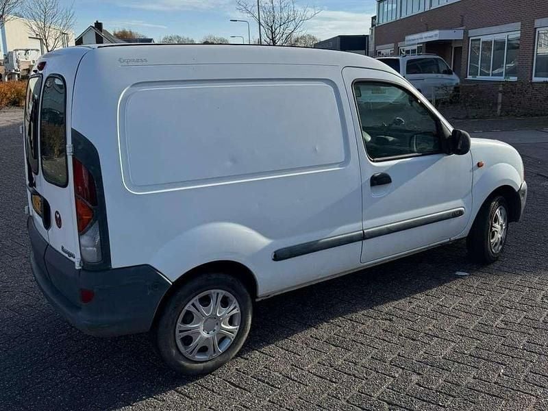 Wit Gebruikt 2001 Renault Kangoo Van | € 2.450 (Goede deal) - Afbeelding 1/4