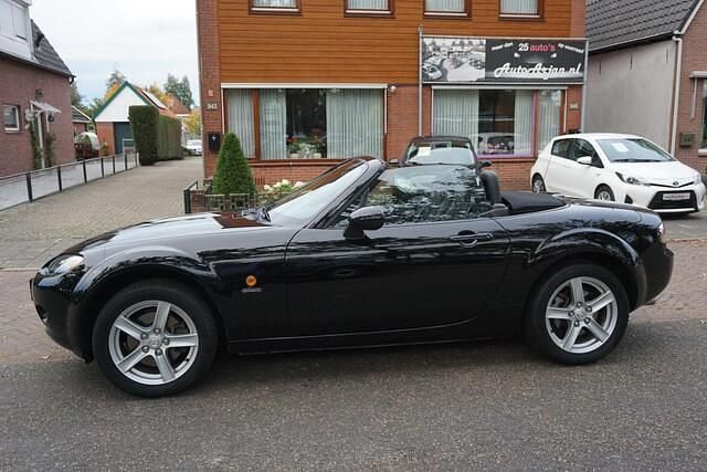 Occasion Mazda MX5 Exclusive 126 PK (92 kW) 2006 Zwart Cabriolet
