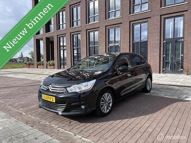 Zwart Gebruikt 2012 Citroën C4 Business Class Hatchback | € 4.450 (Eerlijke prijs) - Afbeelding 1/4