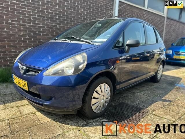 Blauw Gebruikt 2002 Honda Jazz S Hatchback | € 800 (Goede deal) - Afbeelding 1/4