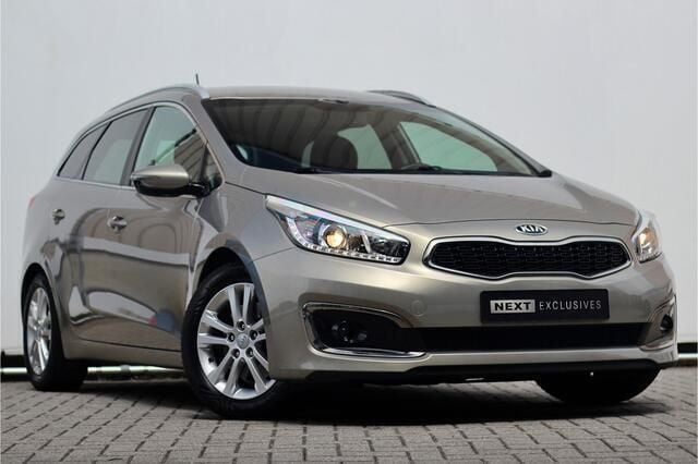 Zilver, metallic lak Gebruikt 2015 Kia Ceed Sportswagon Stationwagen | € 8.500 (Eerlijke prijs) - Afbeelding 1/4