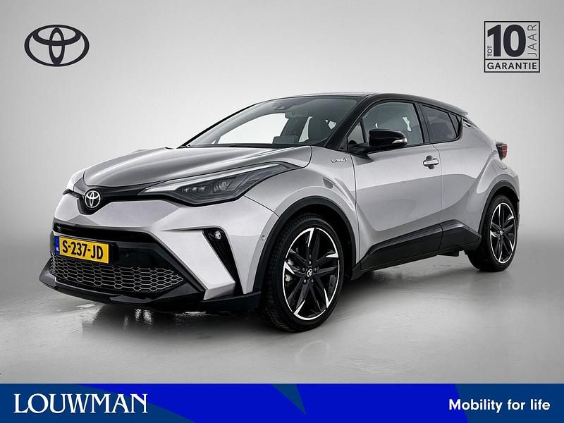 Grijs Occasion 2022 Toyota C-HR Sport SUV | € 29.900 (Duur) - Afbeelding 1/4