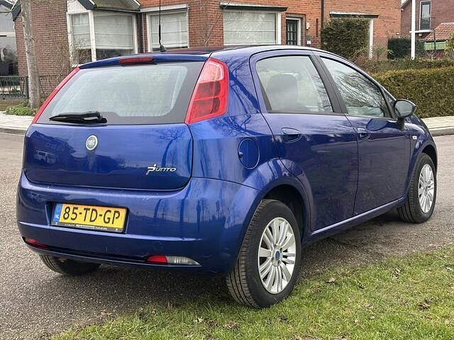 Occasion Fiat Grande Punto 77 PK (56 kW) 2006 Blauw Hatchback