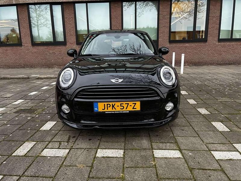 Occasion Mini Cooper D 116 PK (85 kW) 2018 Zwart Hatchback