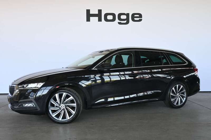 Zwart, metallic lak Gebruikt 2021 Skoda Octavia Business Line Stationwagen | € 14.440 (Iets duurder) - Afbeelding 1/4