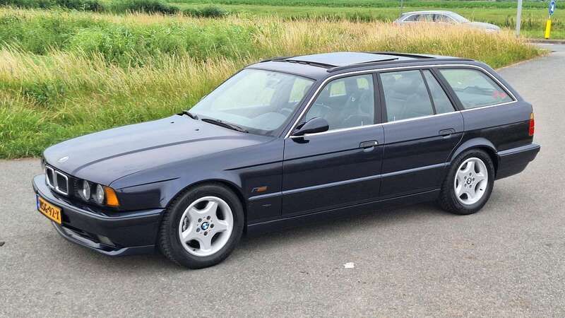Blauw Gebruikt 1997 BMW 525 Stationwagen | € 13.500 - Afbeelding 1/4