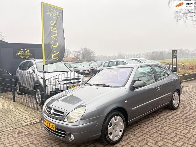 Grijs (metallic) Occasion 2004 Citroën Xsara Coupé | € 1.750 (Eerlijke prijs) - Afbeelding 1/4