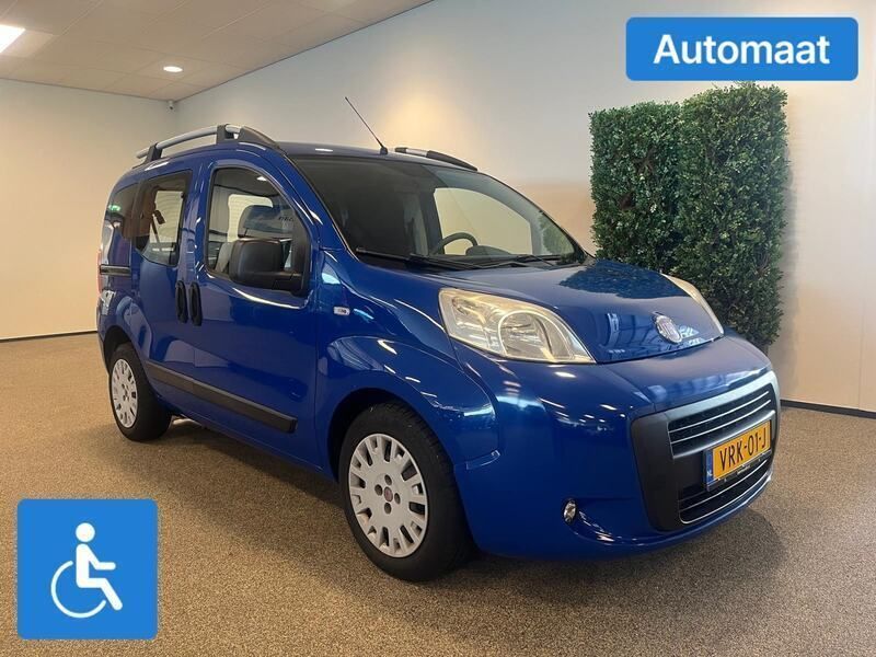 Blauw Gebruikt 2008 Fiat Qubo Trekking MPV | € 17.950 - Afbeelding 1/3