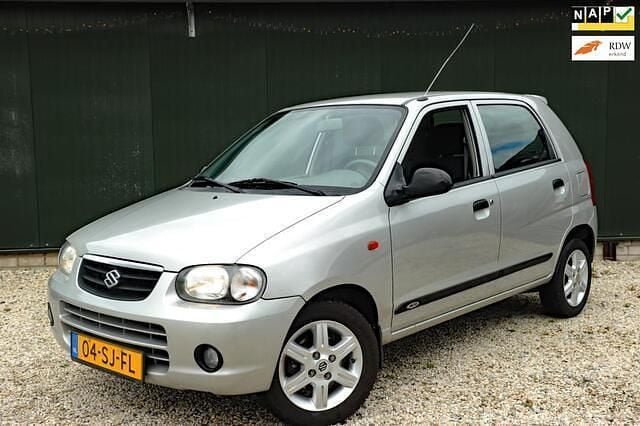 Grijs Gebruikt 2006 Suzuki Alto GLX Hatchback | € 2.695 (Eerlijke prijs) - Afbeelding 1/4